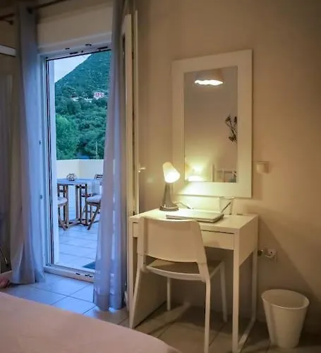 Corfu Stinados