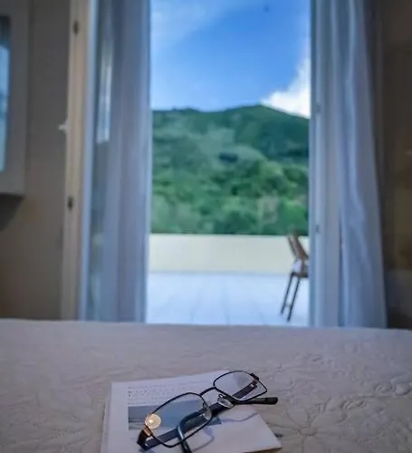 Corfu Stinados * Έρμονες