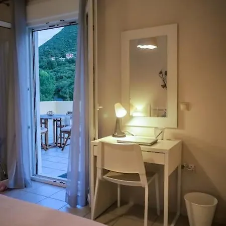 Corfu Stinados