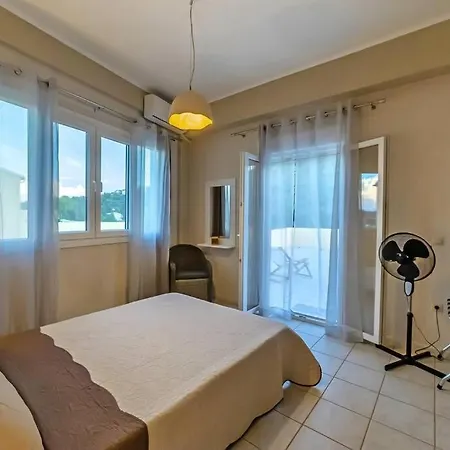 Corfu Stinados